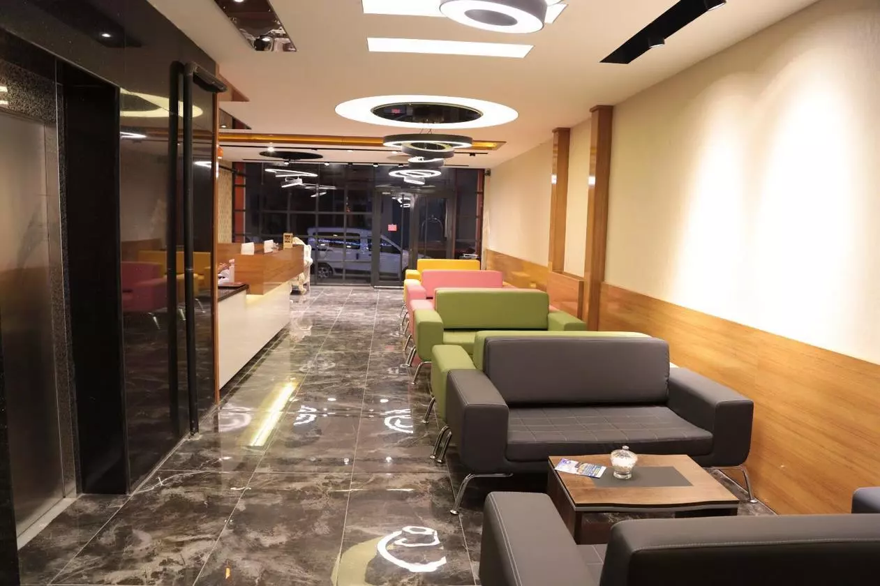 323313vansuite_shabavizparvaz (5).jpg